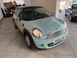 Blue Used 2011 Mini Cooper Hatch Hatchback | £899 (Super price)