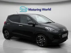 Black New 2025 Hyundai i10 Premium Hatchback | £15,300 (Fair price)