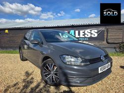 Grey Used 2018 VW Golf VII SE Hatchback | £7,699 (Fair price)