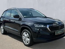 Black Used 2024 Skoda Karoq SE Drive SUV | £21,980 (Fair price)