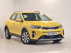Yellow Used 2023 Kia Stonic 2 SUV | £15,498 (Fair price)
