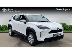 White Used 2023 Toyota Yaris Cross SUV | £18,473 (Super price)