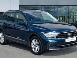 Nightshade blue metallic Used 2022 VW Tiguan Life SUV | £18,897 (Fair price)