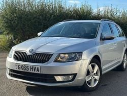 Silver Used 2015 Skoda Octavia Business Line Estate | £6,495 (Fair price)
