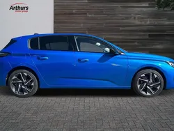 Blue Used 2023 Peugeot 308 Allure Premium Hatchback | £18,495 (Fair price)
