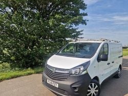 White Used 2016 Vauxhall Vivaro Van | £6,995 (Super price)