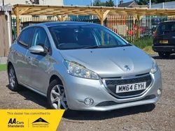 Silver Used 2015 Peugeot 208 Style Hatchback | £3,890 (Fair price)
