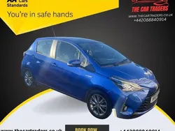 Blue Used 2018 Toyota Yaris Hybrid Hatchback | £9,988 (Fair price)
