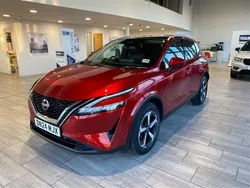 Fuji sunset red Used 2024 Nissan Qashqai N-Connecta SUV | £22,999 (Fair price)