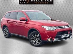 Red Used 2015 Mitsubishi Outlander SUV | £5,495 (Good price)