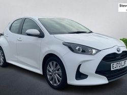 Used 2025 Toyota Yaris Hybrid Hatchback | £18,916 (Good price)