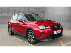 Metallic desire red with grey roof Used 2022 Seat Arona SE Technology SUV | £14,490 (Fair price)