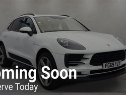 White gloss Used 2019 Porsche Macan SUV | £32,995 (Fair price)