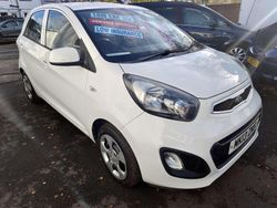 White Used 2013 Kia Picanto Hatchback | £3,995 (A bit pricey)