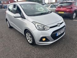 Silver Used 2015 Hyundai i10 SE Hatchback | £2,995 (Good price)