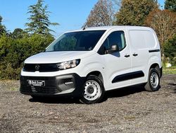 White Used 2024 Vauxhall Combo MPV | £12,100 (Good price)