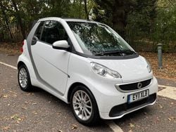 White Used 2011 Smart ForTwo Cabrio Passion Cabriolet | £3,250 (Fair price)