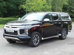 Black Used 2020 Mitsubishi L200 Pickup | £14,950 (Super price)