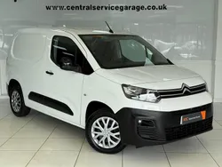 White Used 2022 Citroën Berlingo MPV | £9,495 (Fair price)
