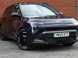 Used 2025 Kia EV3 2 SUV | £31,458 (Good price)