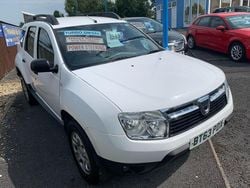 White Used 2014 Dacia Duster Ambiance SUV | £4,495 (Fair price)