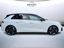 White Used 2023 Vauxhall Astra GSe Hatchback | £16,498 (Fair price)