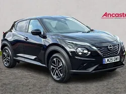 Pearl black New 2025 Nissan Juke N-Connecta SUV | £22,975 (Good price)