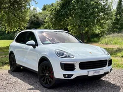 White Used 2014 Porsche Cayenne SUV | £17,299 (A bit pricey)