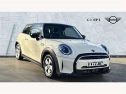 White Used 2022 Mini Cooper Classic Hatchback | £17,995 (Fair price)