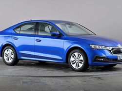 Blue Used 2022 Skoda Octavia SE Technology Hatchback | £16,798 (Fair price)