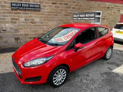 Red Used 2014 Ford Fiesta Style Hatchback | £5,495 (Good price)