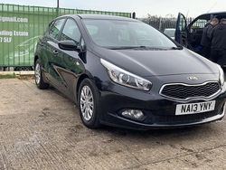Black Used 2013 Kia Ceed 2 Hatchback | £2,995 (Good price)