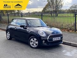 Black Used 2020 Mini ONE Classic Hatchback | £10,495 (Fair price)