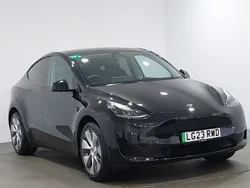 Black Used 2023 Tesla Model Y RWD SUV | £26,498 (Fair price)