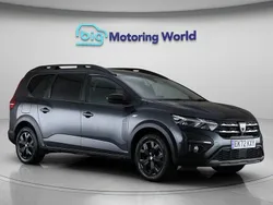 Grey Used 2022 Dacia Jogger Extreme MPV | £13,700 (Fair price)