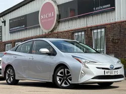 Silver Used 2018 Toyota Prius Business Edition Hatchback | £13,490 (Fair price)