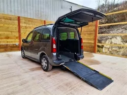 Grey Used 2016 Citroën Berlingo XTR MPV | £8,901 (Fair price)