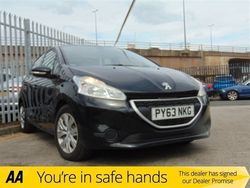 Black Used 2019 Peugeot 208 Hatchback | £3,850