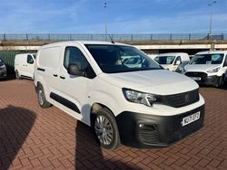 White Used 2021 Peugeot Partner Premium Van | £6,600 (A bit pricey)