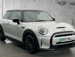 White silver Used 2022 Mini Cooper S Level 2 Hatchback | £14,974 (Fair price)