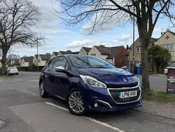 Blue Used 2016 Peugeot 208 Allure Hatchback | £3,990 (Good price)