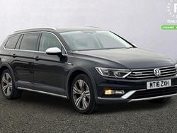 Black Used 2016 VW Passat Alltrack Estate | £18,699 (Fair price)