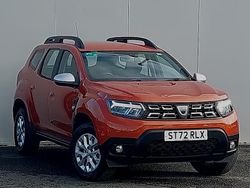 Orange Used 2022 Dacia Duster Comfort SUV | £13,698 (Fair price)