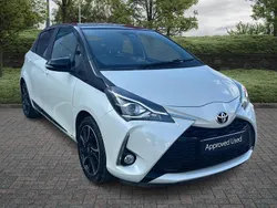 White/black Used 2018 Toyota Yaris Hatchback | £9,485 (Fair price)