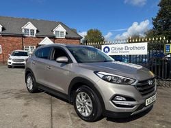 Beige Used 2016 Hyundai Tucson Premium SUV | £8,990 (Fair price)