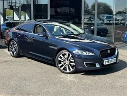 Loire blue Used 2019 Jaguar XJ S Sedan | £28,990 (Fair price)