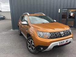 Orange Used 2019 Dacia Duster Prestige SUV | £10,495 (Fair price)