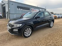 Black Used 2018 VW T-Roc SE SUV | £11,990 (Fair price)