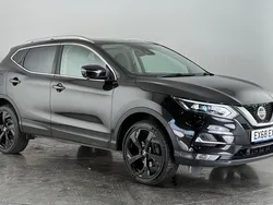 Black Used 2017 Nissan Qashqai Tekna SUV | £10,100 (Fair price)