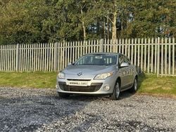 Silver Used 2011 Renault Mégane III Dynamique Hatchback | £1,500 (Good price)